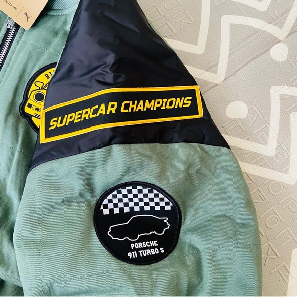 Puma Porsche special edition racing  F1 embroidered jacket medium - Picture 15 of 16